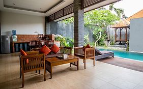 Transera Kirana Villas Seminyak